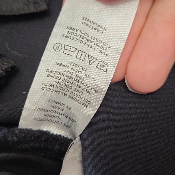 Womens capris- Loft size 4, the Riviera pant - Picture 6 of 6